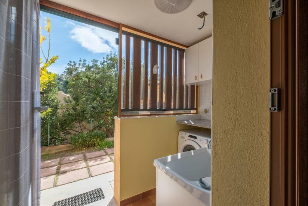 Sea View- 5 Minutes From The Beach Garden, Wi-Fi, Bbq Costa Rei Luaran gambar
